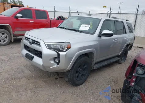 2022 Toyota 4Runner Sr5 z USA, uszkodzony, nr VIN JTEMU5JR8N6054775